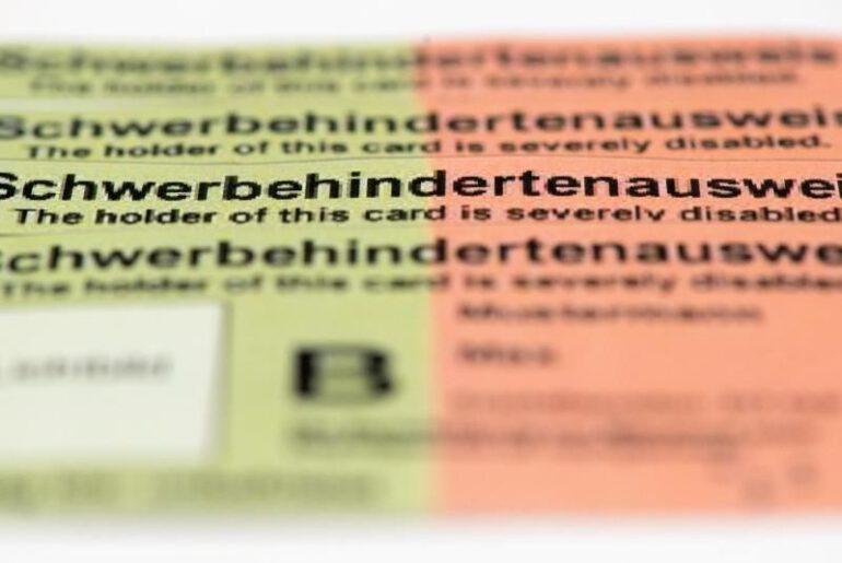 Ob Du Behindert Bist Hab Ich Gefragt
